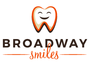 Link to Broadway Smiles home page